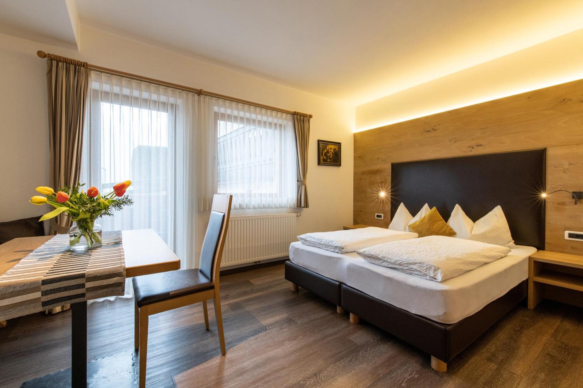 Hotel Garni Kostner 3*